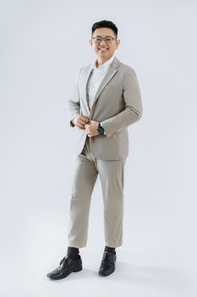 Jun Huan - Minister of Insurance